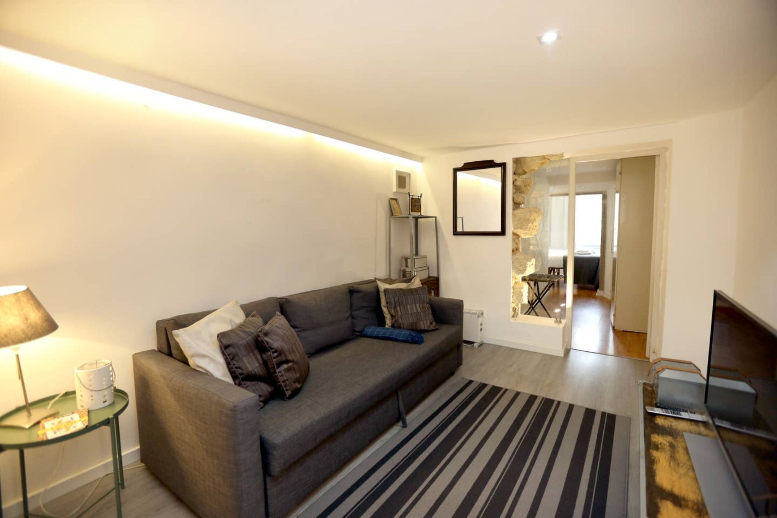 Simple Baixa Apartments By Linc for Small Space